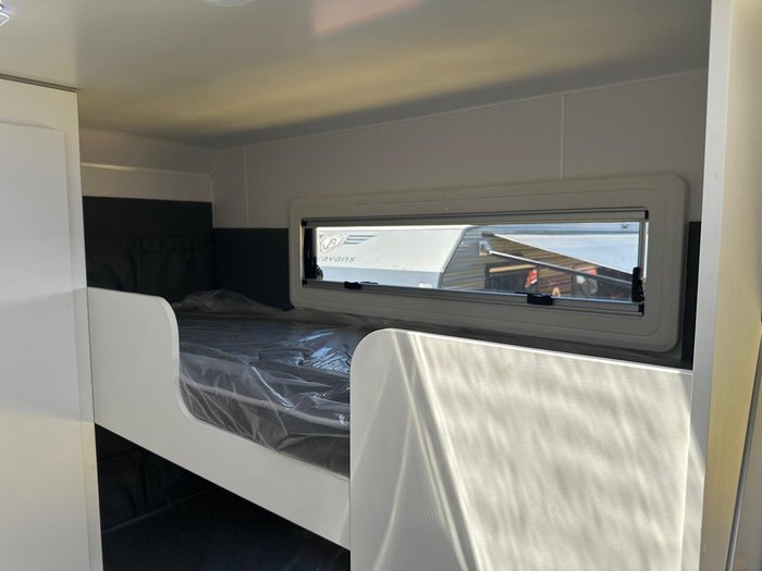 2025 JB Caravans Scorpion Sting 21'6 Family Bunk