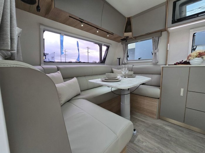 2024 JAYCO SILVERLINE 21.65-3.OB.SL-MY25
