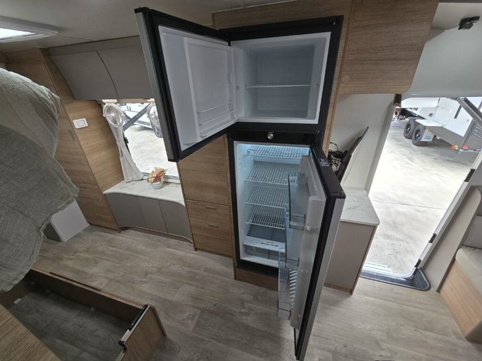 2024 JAYCO SILVERLINE 21.65-3.OB.SL-MY25