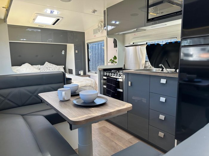 2025 JB Caravans Dirt Roader 20'8 Family Bunk