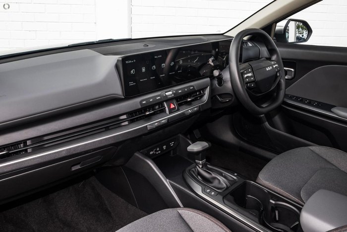 2024 Kia K4 Sport