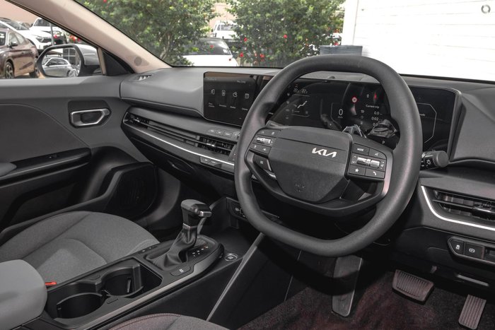 2024 Kia K4 Sport