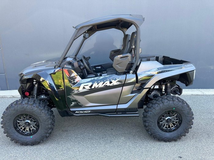 2025 Yamaha Wolverine RMAX 2 (YXE1000PSE) Wolverine Black