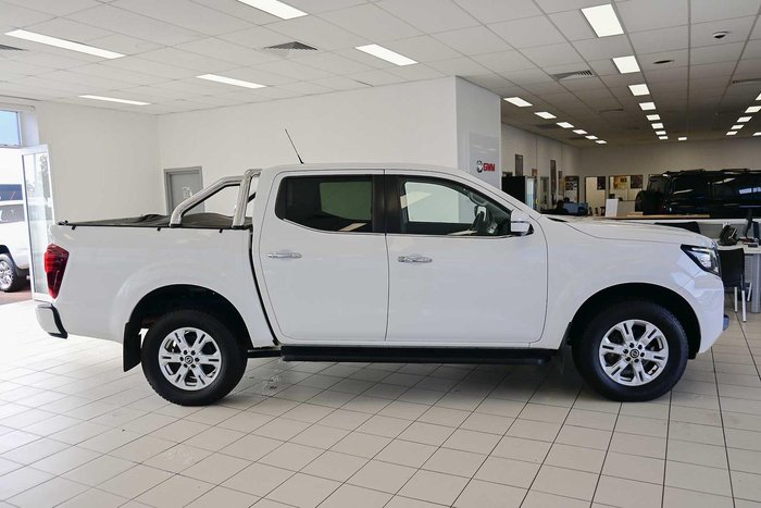 2021 Nissan Navara ST