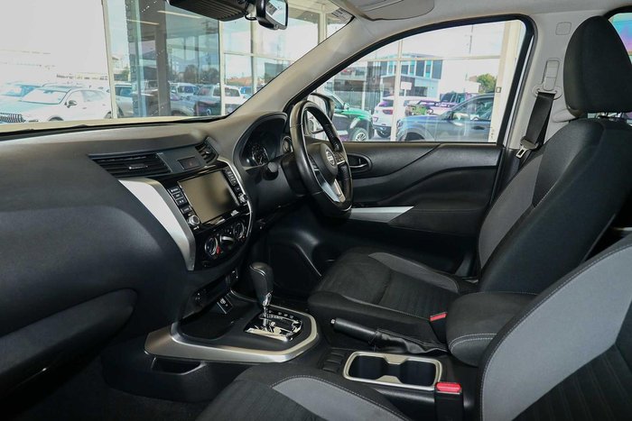 2021 Nissan Navara ST