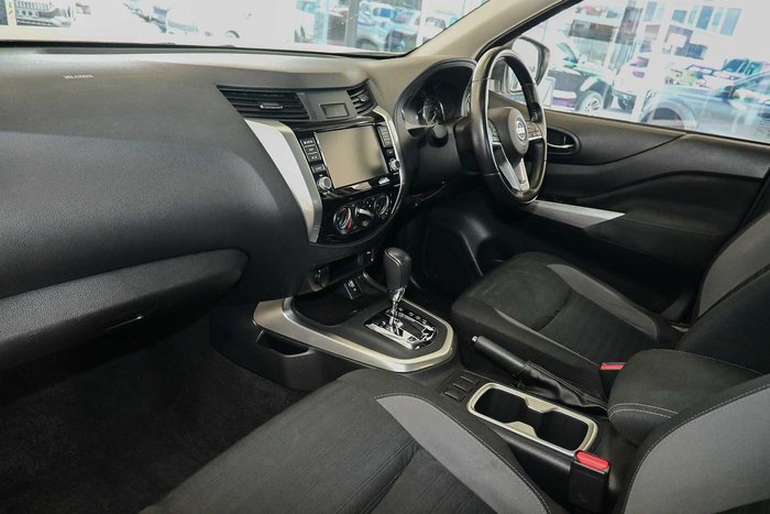 2021 Nissan Navara ST