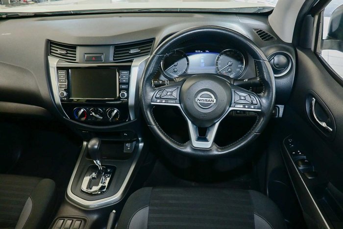 2021 Nissan Navara ST
