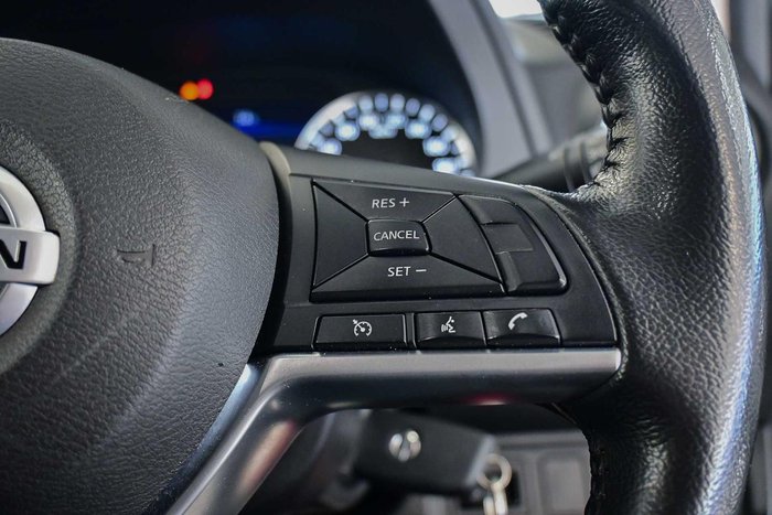 2021 Nissan Navara ST