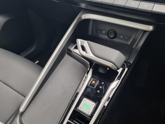 2024 MG ZS Essence Hybrid+
