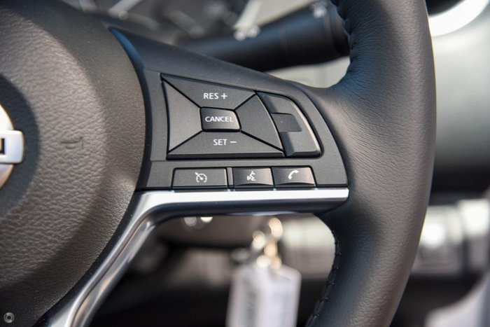 2024 Nissan Navara ST