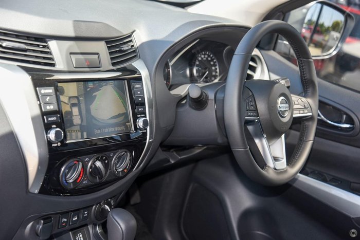 2024 Nissan Navara Black Edition