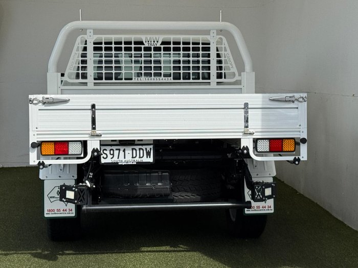 2024 Mitsubishi Triton GLX