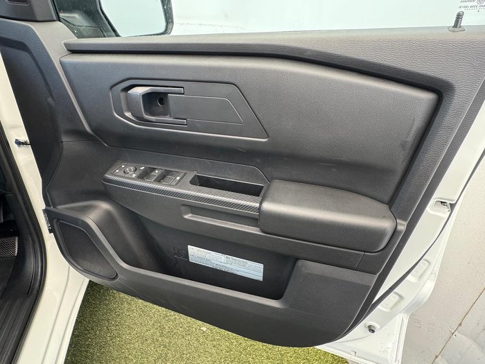 2024 Mitsubishi Triton GLX