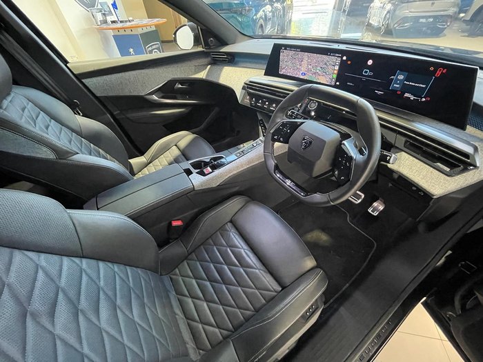 2024 Peugeot 3008 GT Premium Hybrid