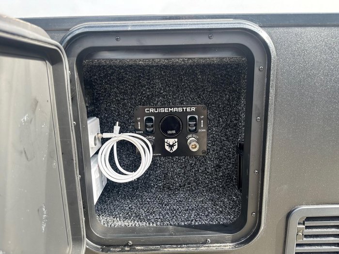 2025 JB Caravans Gator X 18' Family Bunk