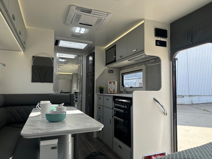 2025 JB Caravans Gator X 18' Family Bunk