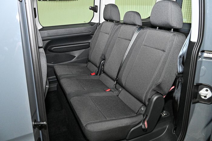 2024 Volkswagen Caddy TSI220
