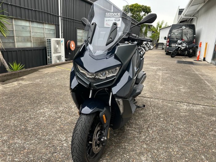 2024 BMW Motorrad C 400 GT IMPERIAL BLUE METALLIC