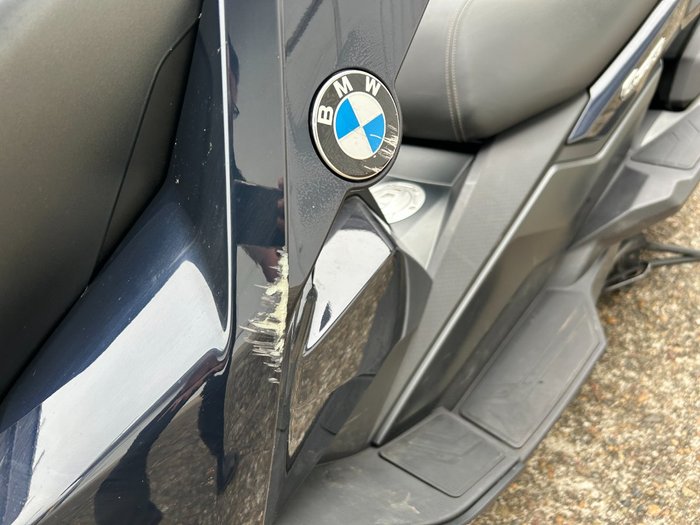 2024 BMW Motorrad C 400 GT IMPERIAL BLUE METALLIC