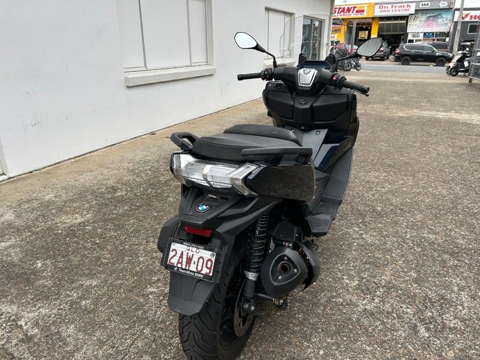 2024 BMW Motorrad C 400 GT IMPERIAL BLUE METALLIC