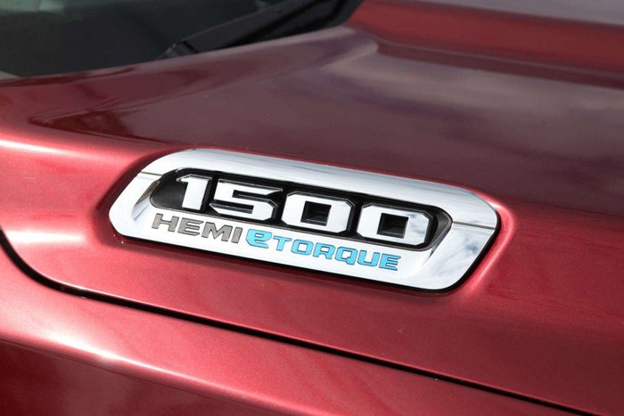 2024 RAM 1500 Laramie Sport RamBox
