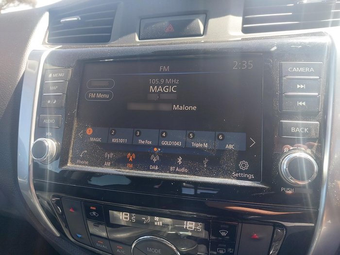 2021 Nissan Navara ST-X