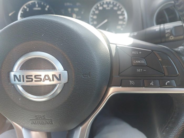 2021 Nissan Navara ST-X