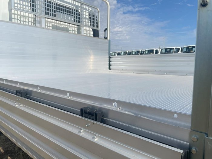 2025 Fuso Canter 515 Alloy Tray White