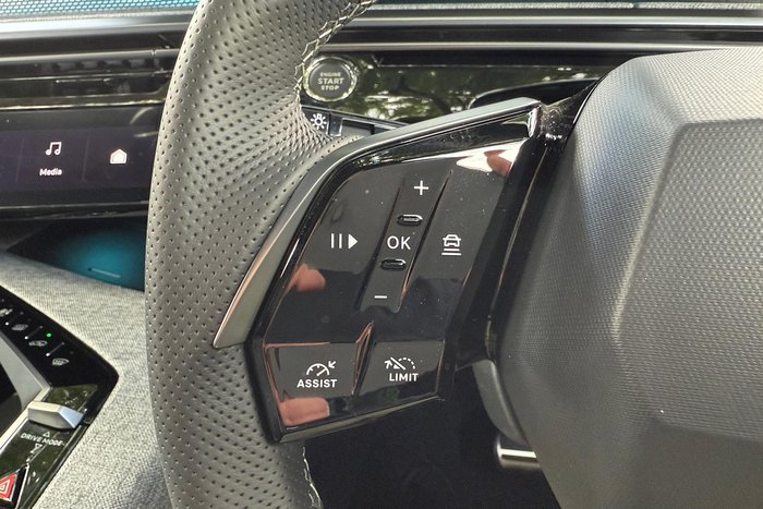 2024 Peugeot 3008 GT Premium Hybrid