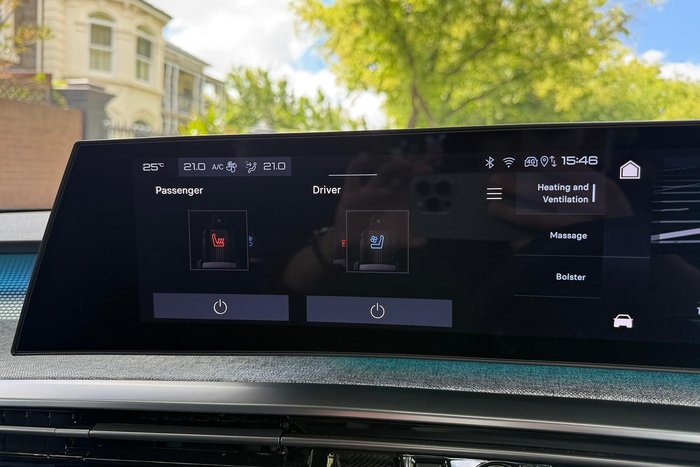 2024 Peugeot 3008 GT Premium Hybrid