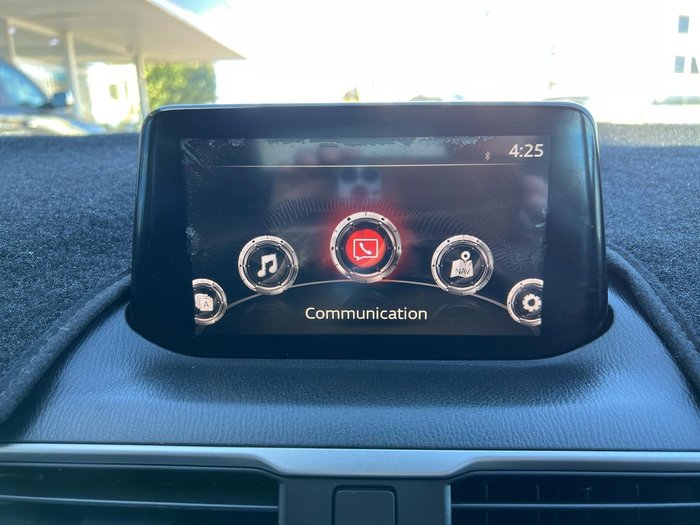 2018 Mazda 3 Neo Sport