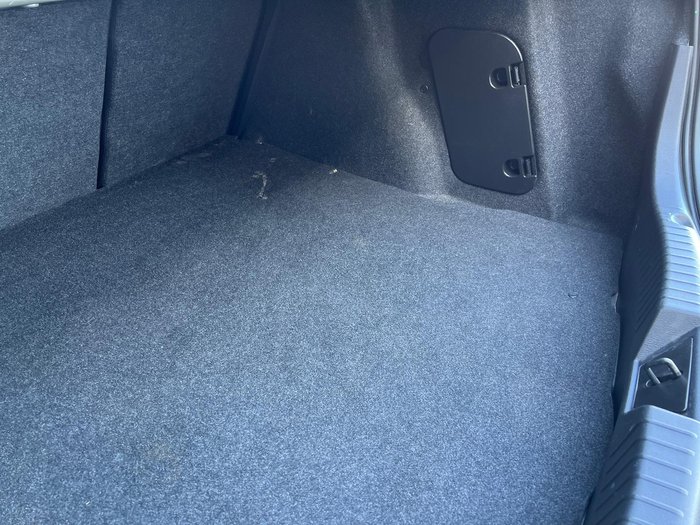 2018 Mazda 3 Neo Sport