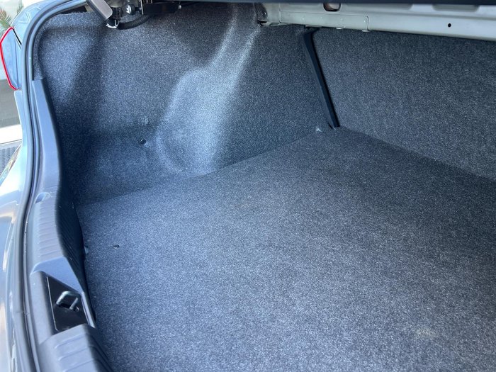 2018 Mazda 3 Neo Sport