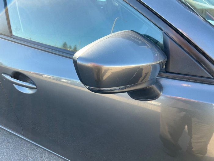 2018 Mazda 3 Neo Sport