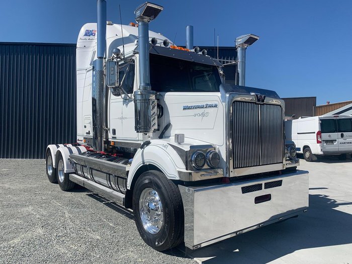 2018 Western Star 4864Fxb With 40