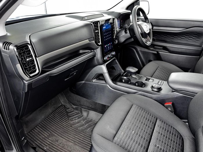 2024 Ford Everest Ambiente