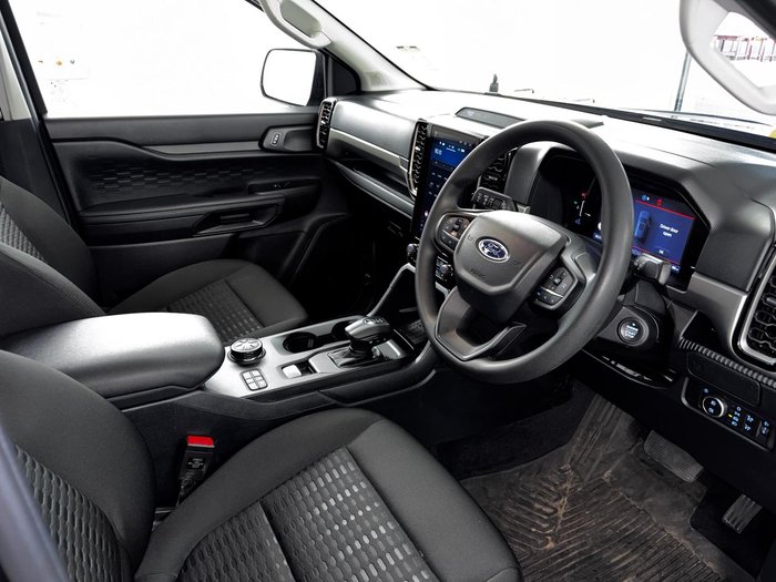 2024 Ford Everest Ambiente