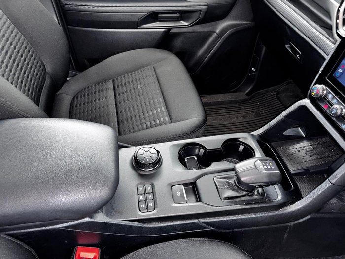 2024 Ford Everest Ambiente