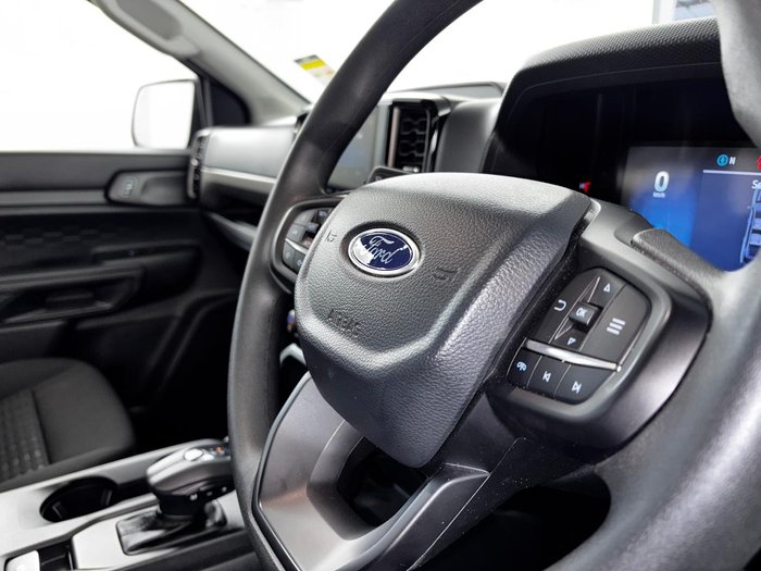 2024 Ford Everest Ambiente