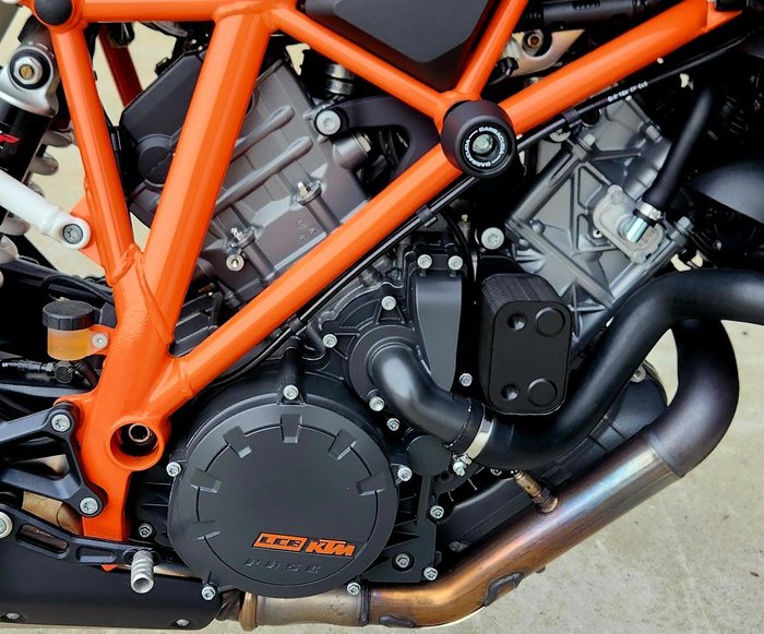 2015 KTM 1290 Super Duke R Super Duke