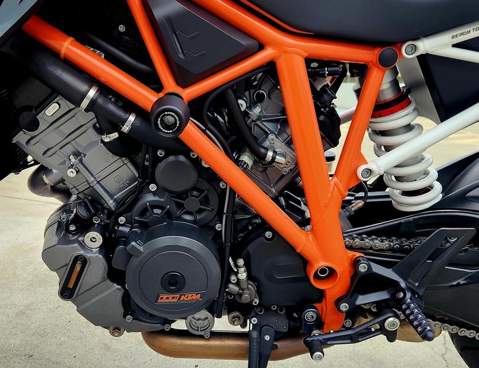 2015 KTM 1290 Super Duke R Super Duke