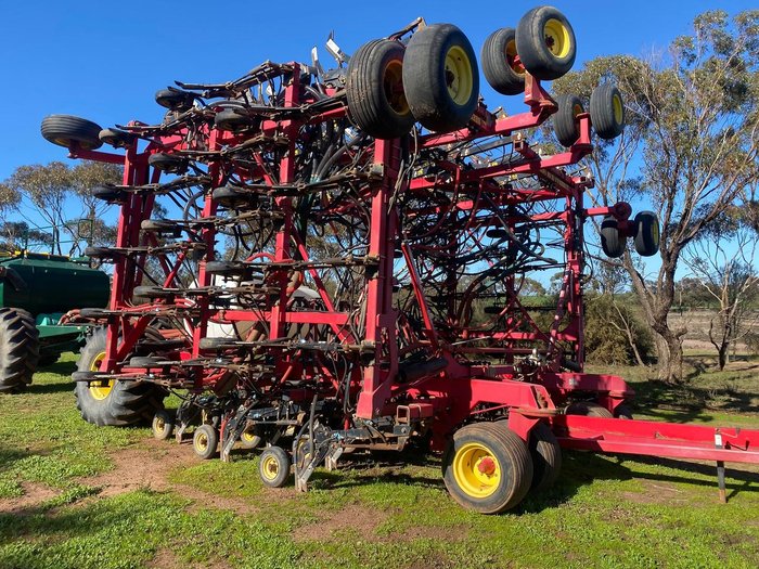 VADERSTAD Seed Hawk SH6010 60 Seeding Bar with liquid tank