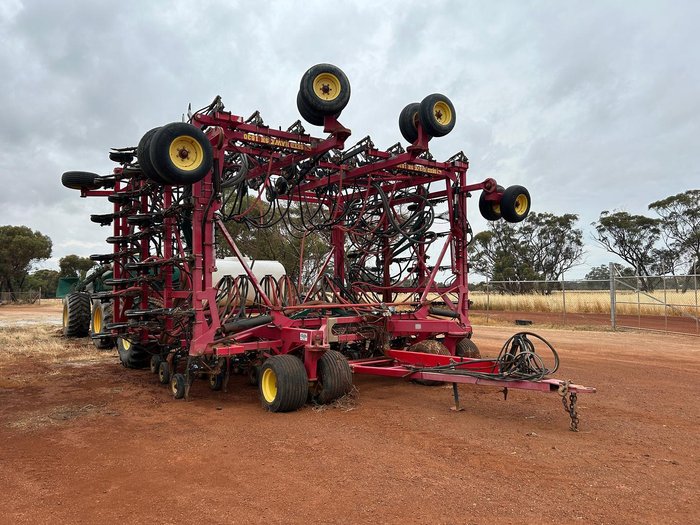 VADERSTAD Seed Hawk SH6010 60 Seeding Bar with liquid tank