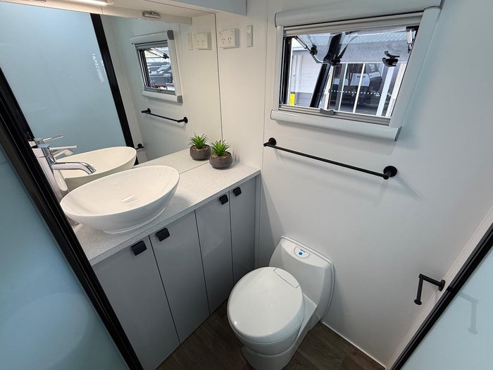 2025 Vivid Caravans Explorer 21 Family