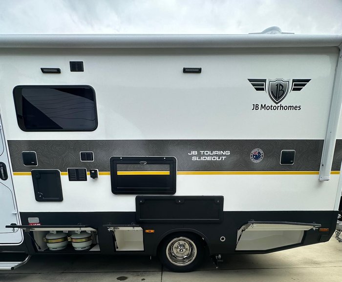 2025 JB Caravans Touring Slide Out 7.3 M Iveco