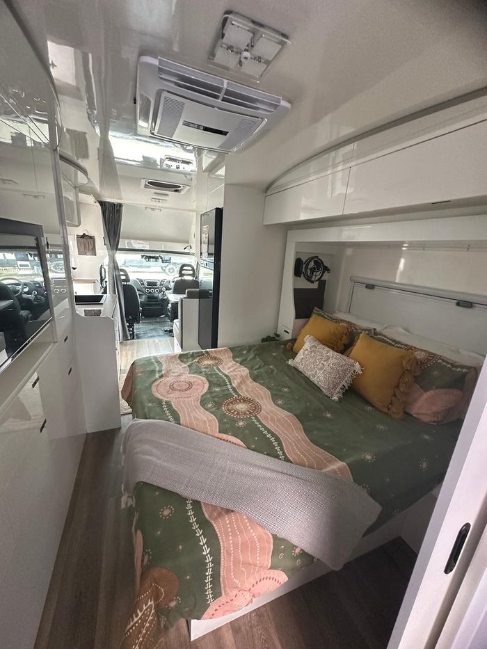 2025 JB Caravans Touring Slide Out 7.3 M Iveco