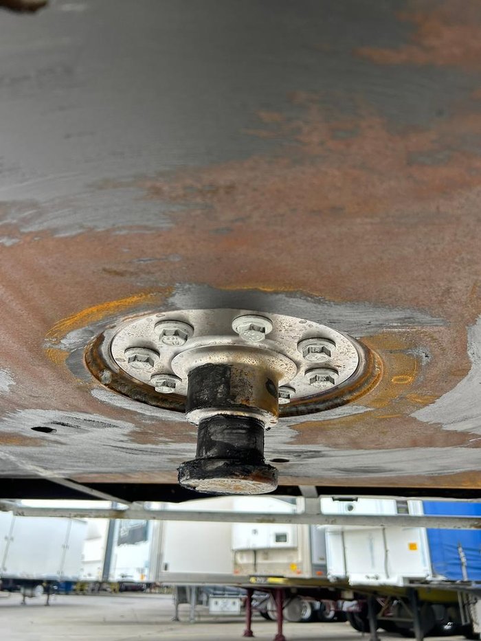 2005 Maxitrans St3 34 Pallet Refrigerated B Double