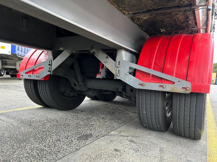 2005 Maxitrans St3 34 Pallet Refrigerated B Double