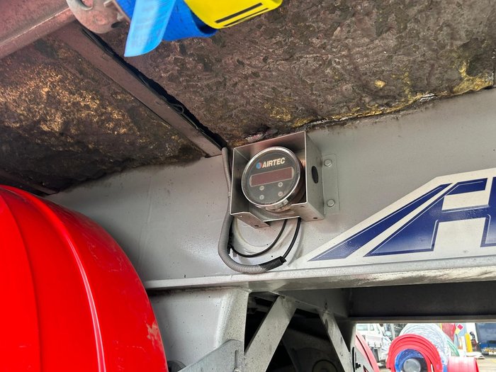 2005 Maxitrans St3 34 Pallet Refrigerated B Double 