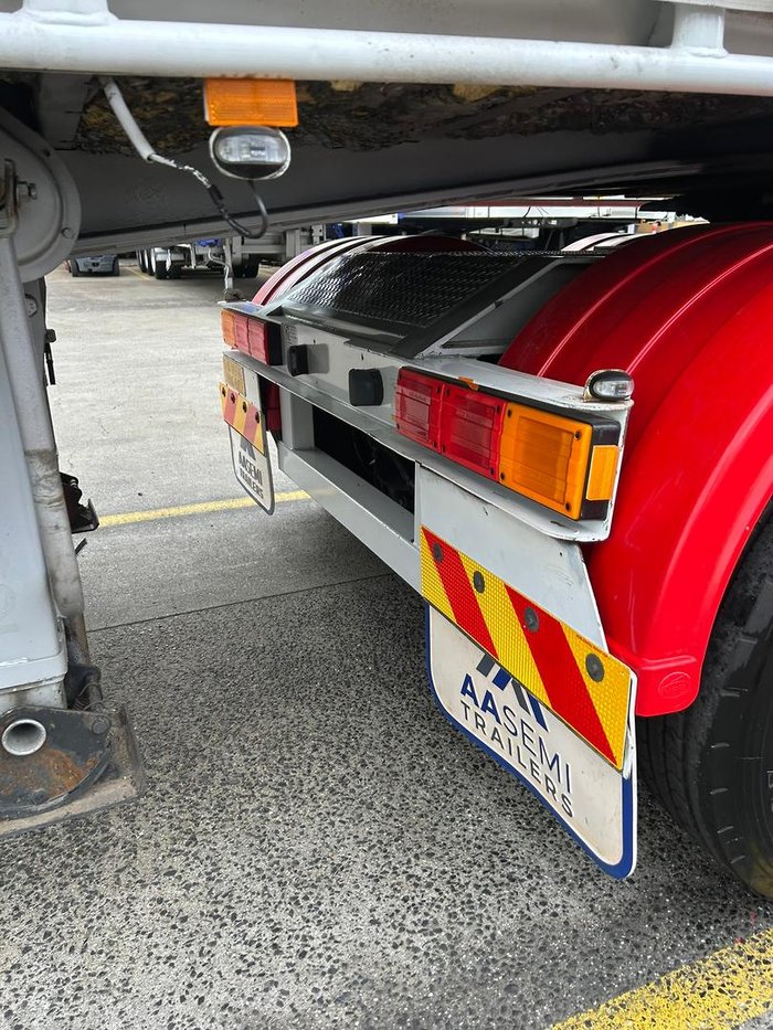 2005 Maxitrans St3 34 Pallet Refrigerated B Double